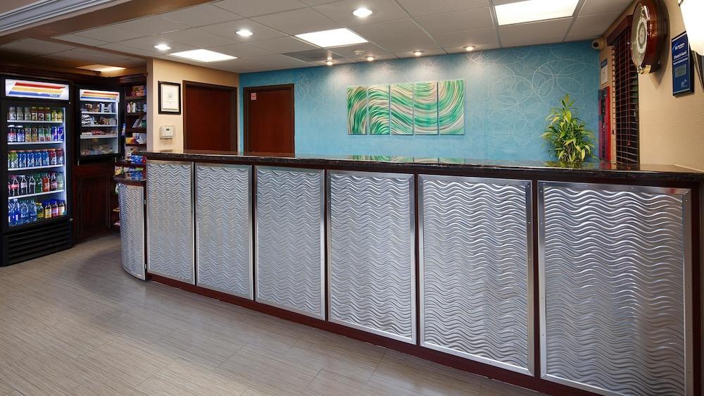 Days Inn & Suites By Wyndham Sam Houston Tollway Jersey Village Екстер'єр фото