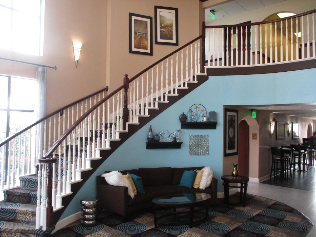 Days Inn & Suites By Wyndham Sam Houston Tollway Jersey Village Екстер'єр фото
