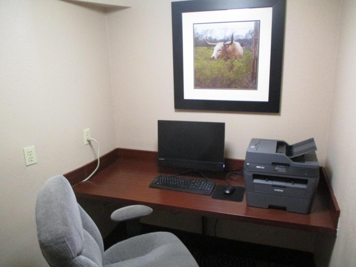 Days Inn & Suites By Wyndham Sam Houston Tollway Jersey Village Екстер'єр фото