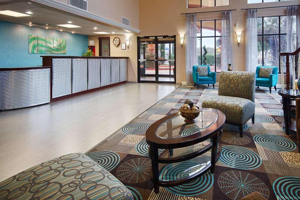 Days Inn & Suites By Wyndham Sam Houston Tollway Jersey Village Інтер'єр фото