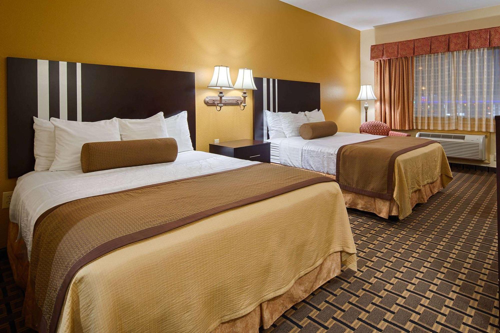 Days Inn & Suites By Wyndham Sam Houston Tollway Jersey Village Екстер'єр фото