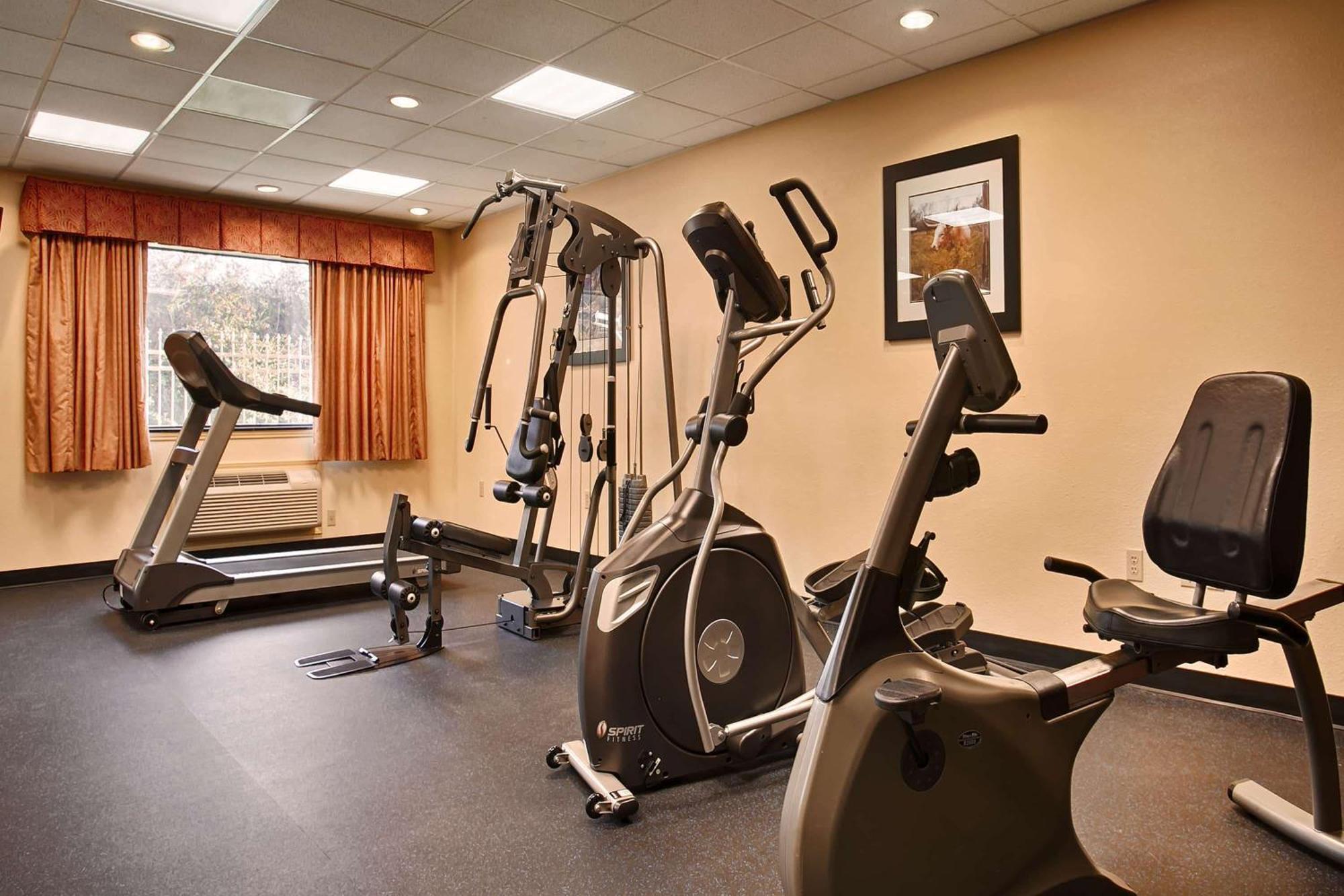 Days Inn & Suites By Wyndham Sam Houston Tollway Jersey Village Екстер'єр фото