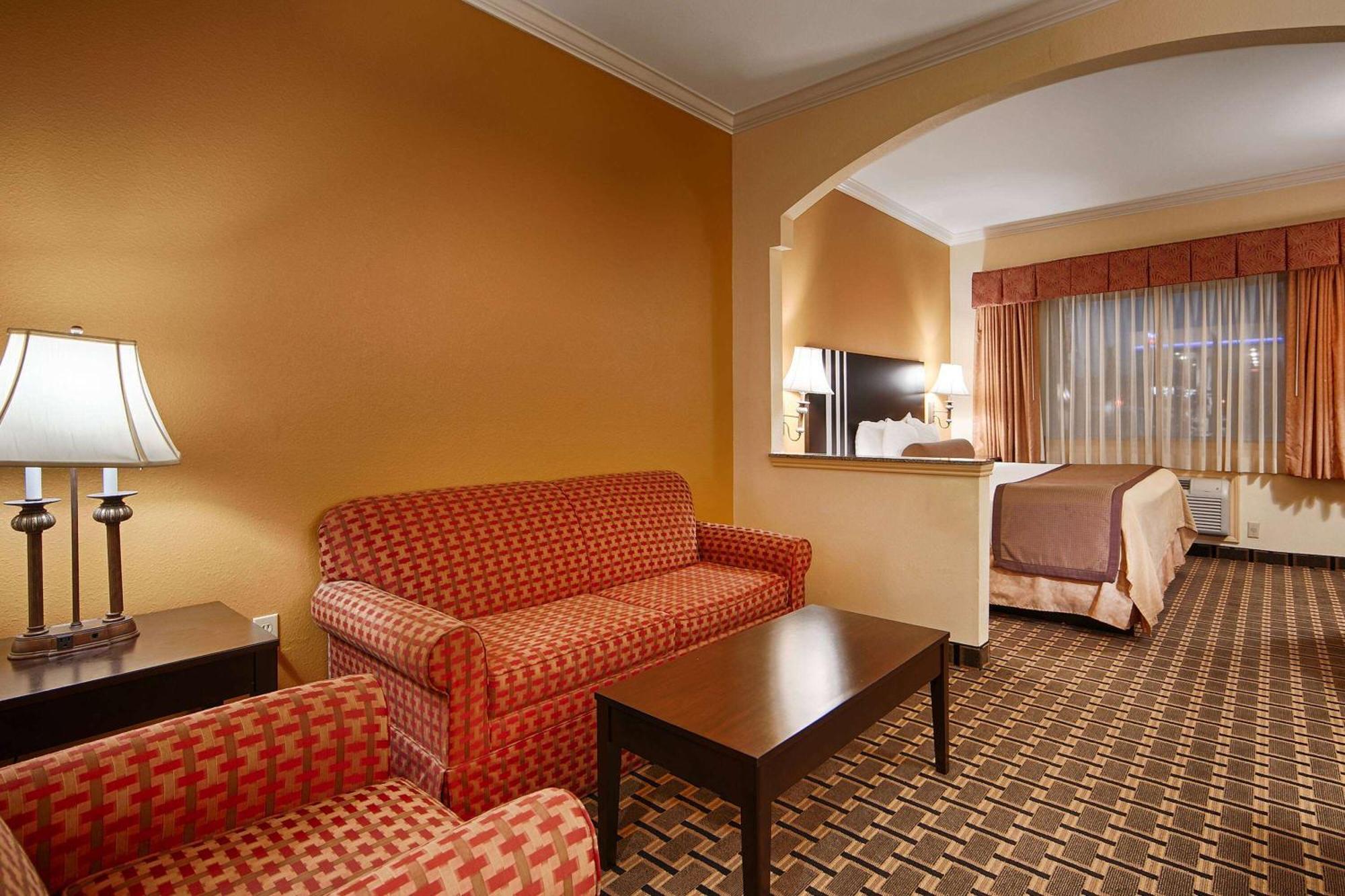 Days Inn & Suites By Wyndham Sam Houston Tollway Jersey Village Екстер'єр фото